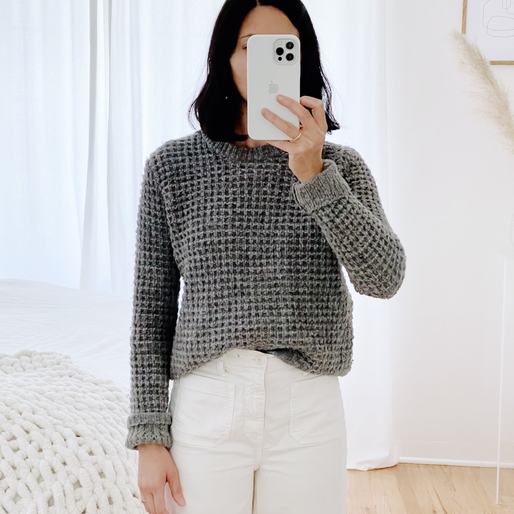 Marc by Marc Jacobs Walley grey sweater. XS